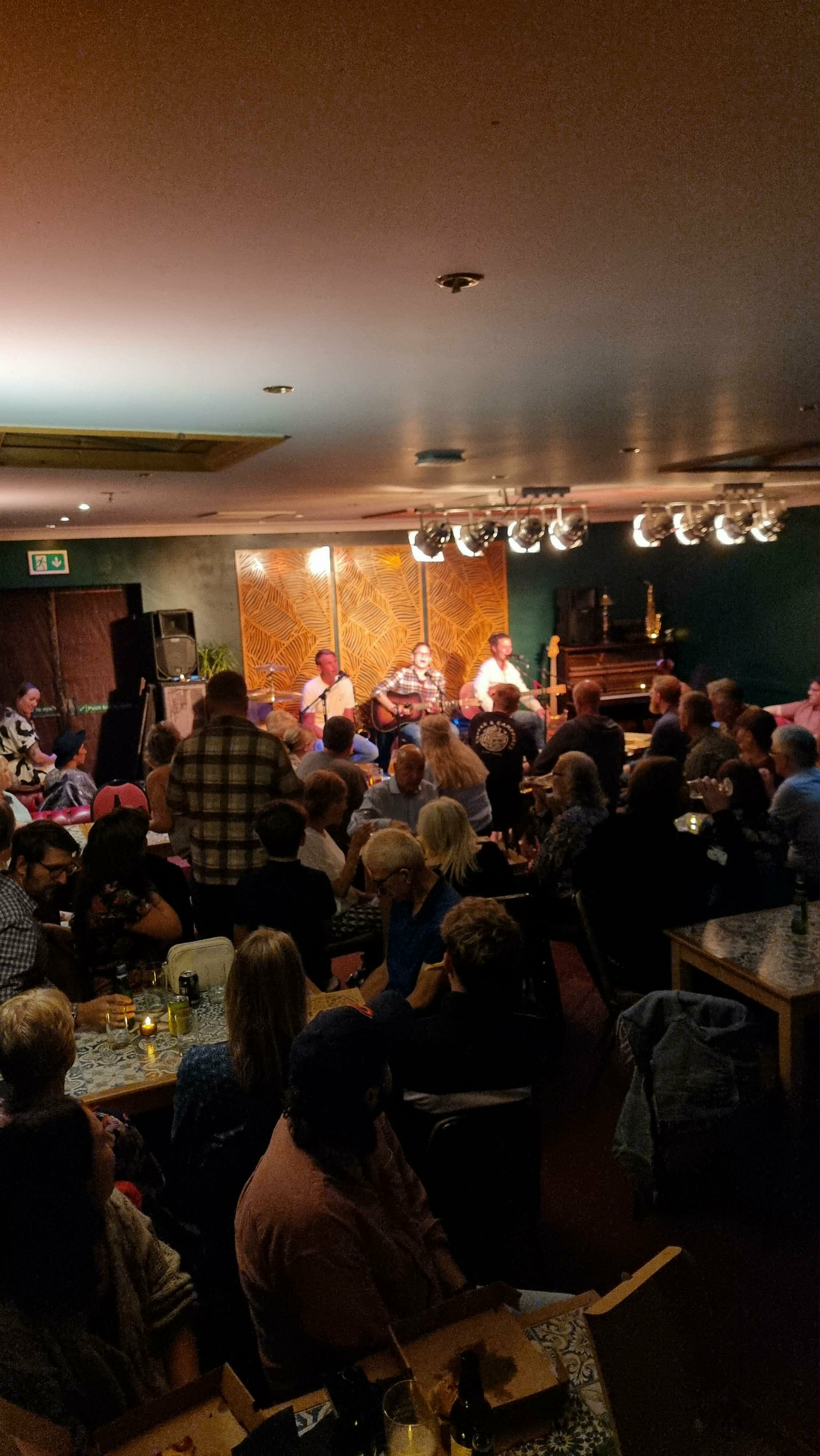 f913ae35-fb34-4ca0-9b8a-899ae1ef5ec5